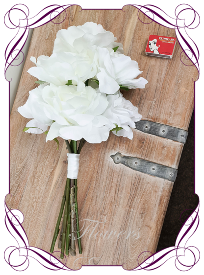 Silk artificial luxe bridesmaid posy in white ivory roses wedding flowers bridal bouquet package set. Roses only. Made in Melbourne Australia by Australia's best silk florist. Buy online. Shipping worldwide. Lux wedding florals. Luxe wedding flowers. Cheap wedding bouquets.